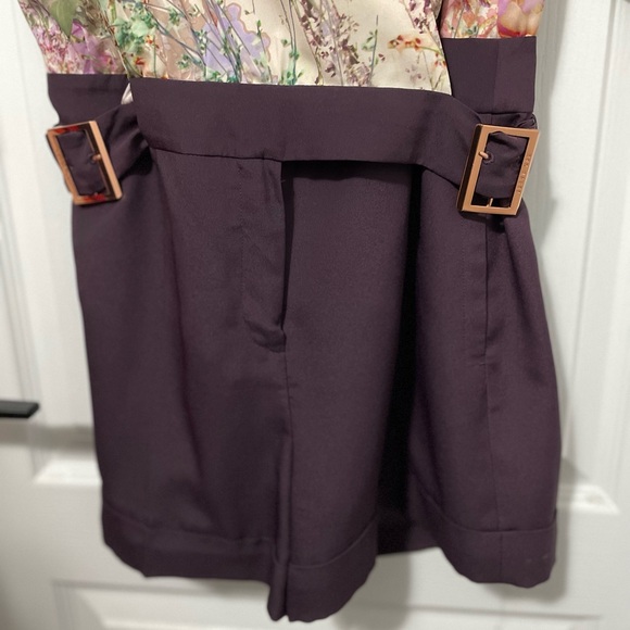Ted Baker jumpsuit/ shorts. Size 0 - Picture 5 of 5